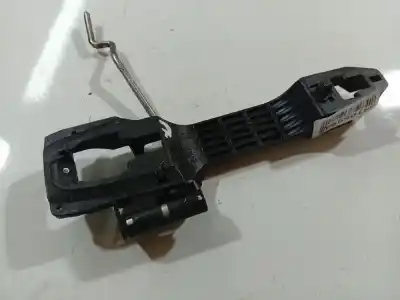 Автозапчасти б/у левая передняя наружная ручка за toyota avensis (_t25_) 2.0 d-4d (adt250_) ссылки oem iam 242303