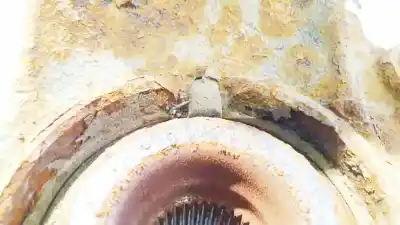 Second-hand car spare part front left knuckle for volvo v50 (545) 1.6 d oem iam references   