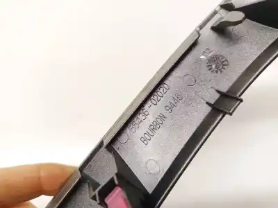 Pezzo di ricambio per auto di seconda mano plastica per toyota auris (_e15_) 2.0 d-4d (ade150_) riferimenti oem iam 5543602020  