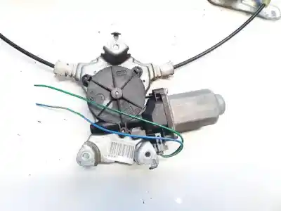 Tweedehands auto-onderdeel linker ruit motor achter voor nissan primera hatchback (p12) 1.9 dci oem iam-referenties 400601