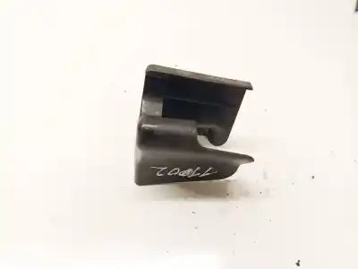 Pezzo di ricambio per auto di seconda mano plastica per toyota auris (_e15_) 2.0 d-4d (ade150_) riferimenti oem iam 7213802070