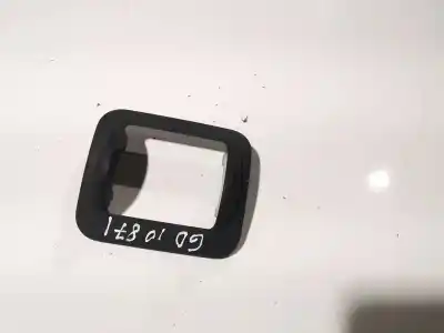 Peça sobressalente para automóvel em segunda mão plásticos por kia cee'd fastback (ed) 1.4 referências oem iam 893961h010