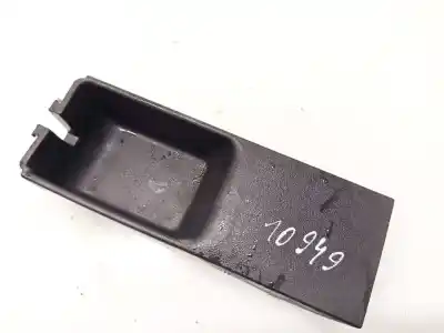 Peça sobressalente para automóvel em segunda mão plásticos por toyota corolla verso (zer_, zze12_, r1_) 2.2 d-4d (aur10_) referências oem iam 721370f030