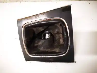 Pezzo di ricambio per auto di seconda mano rivestimento della leva del cambio per audi a3 (8p1) 1.9 tdi riferimenti oem iam 8p0864261d