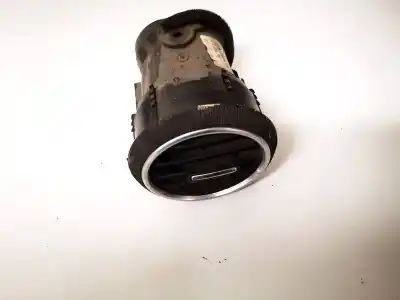 Pezzo di ricambio per auto di seconda mano griglia di aerazione per audi a3 (8p1) 1.9 tdi riferimenti oem iam 8p0820901a