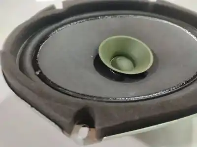 Tweedehands auto-onderdeel luidspreker voor mazda 3 (bk) 1.6 (bk14) oem iam-referenties gj6a66960  gj6a 66 960, 3m81-1880-ca, 3m811880ca
