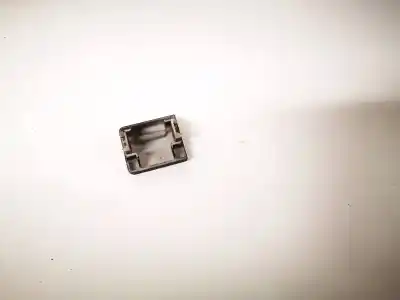 Pezzo di ricambio per auto di seconda mano plastica per audi a3 (8p1) 1.9 tdi riferimenti oem iam 8p0941515b  