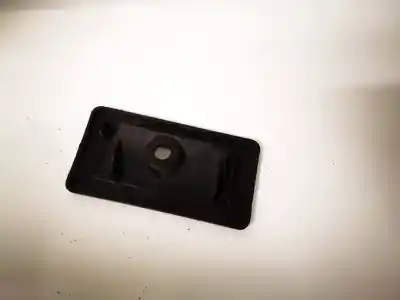 Pezzo di ricambio per auto di seconda mano plastica per audi a3 (8p1) 1.9 tdi riferimenti oem iam 8e0819275a  