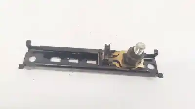 Gebrauchtes Autoersatzteil gürtelhaken vorn rechts zum fiat doblo cargo (263_) 2.0 d multijet oem-iam-referenzen 