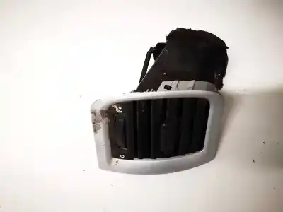 Second-hand car spare part air ventilation grille for skoda roomster (5j7) 1.4 tdi oem iam references 5j0819702