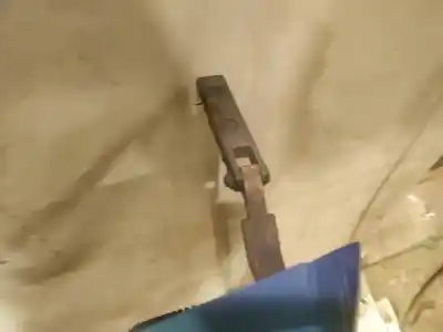 Pezzo di ricambio per auto di seconda mano ammortizzatori baule / porte per nissan bluebird hatchback (t72, t12) 1.6 riferimenti oem iam 