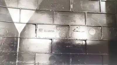 Second-hand car spare part fuse box unit for audi a3 (8p1) 1.9 tdi oem iam references 1k0937132d  