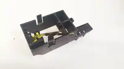 Pezzo di ricambio per auto di seconda mano plastica per audi a3 (8p1) 1.9 tdi riferimenti oem iam 1k0937561