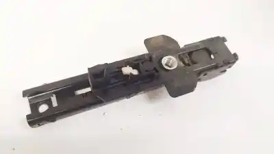 Pezzo di ricambio per auto di seconda mano gancio cintura anteriore sinistro per audi a3 (8p1) 1.9 tdi riferimenti oem iam 8e0857833d