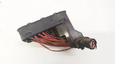 Pezzo di ricambio per auto di seconda mano scatola relè/fusibili per audi a3 (8p1) 1.9 tdi riferimenti oem iam 1k0937700a