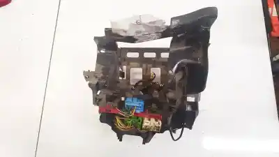 Pezzo di ricambio per auto di seconda mano scatola relè/fusibili per audi a3 (8p1) 1.9 tdi riferimenti oem iam 1k1941397a