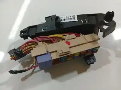 Pezzo di ricambio per auto di seconda mano SCATOLA RELÈ/FUSIBILI per RENAULT CLIO III (BR0/1, CR0/1)  Riferimenti OEM IAM 8200358192  8200 358 192