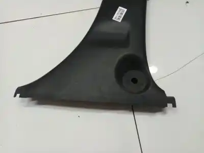 Pezzo di ricambio per auto di seconda mano plastica per toyota ipsum (_m2_) 2.0 d (clm20_) riferimenti oem iam 6241344040  62413-44040