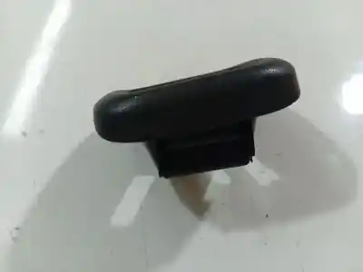 Pezzo di ricambio per auto di seconda mano plastica per toyota ipsum (_m2_) 2.0 d (clm20_) riferimenti oem iam 6493544050  6493544050