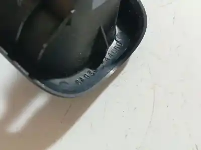 Pezzo di ricambio per auto di seconda mano plastica per toyota ipsum (_m2_) 2.0 d (clm20_) riferimenti oem iam 6493544050  6493544050