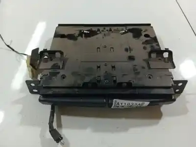 Pezzo di ricambio per auto di seconda mano plastica per toyota ipsum (_m2_) 2.0 d (clm20_) riferimenti oem iam   