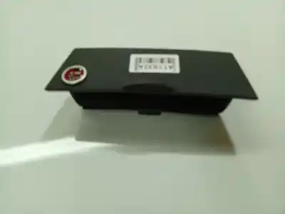 Peça sobressalente para automóvel em segunda mão cinzeiro por toyota corolla sedán (_e12_) 1.4 vvt-i (zze120_) referências oem iam 7411102060