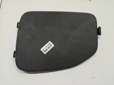 Second-hand car spare part plastics for toyota ipsum (_m2_) 2.0 d (clm20_) oem iam references 6476644030