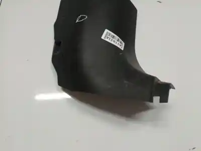 Pezzo di ricambio per auto di seconda mano plastica per toyota ipsum (_m2_) 2.0 d (clm20_) riferimenti oem iam rh6211144040  rh62111-44040