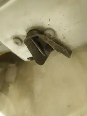 Pezzo di ricambio per auto di seconda mano serratura porta posteriore sinistra per audi a4 b5 (8d2) 1.9 tdi riferimenti oem iam 