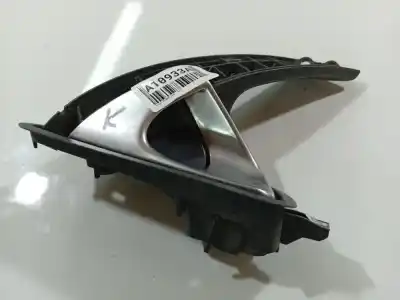 Tweedehands auto-onderdeel binnenhandgreep links voor voor nissan primera hatchback (p12) 1.9 dci oem iam-referenties z50253000