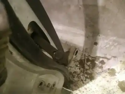 Second-hand car spare part hinge for toyota ipsum (_m2_) 2.0 d (clm20_) oem iam references   