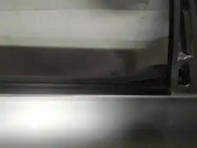 Pezzo di ricambio per auto di seconda mano plastica per toyota ipsum (_m2_) 2.0 d (clm20_) riferimenti oem iam   