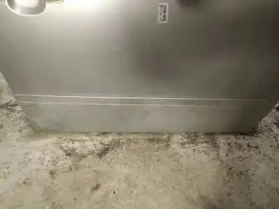 Pezzo di ricambio per auto di seconda mano plastica per toyota ipsum (_m2_) 2.0 d (clm20_) riferimenti oem iam   