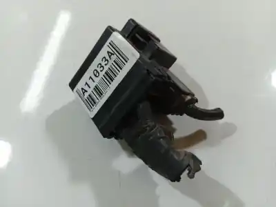 Second-hand car spare part fuse box unit for toyota ipsum (_m2_) 2.0 d (clm20_) oem iam references   