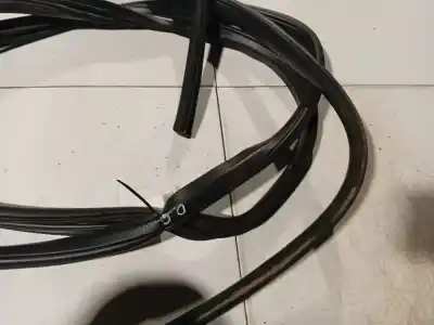 Pezzo di ricambio per auto di seconda mano gomma contorno porta per chrysler sebring (js) 2.0 crd riferimenti oem iam   