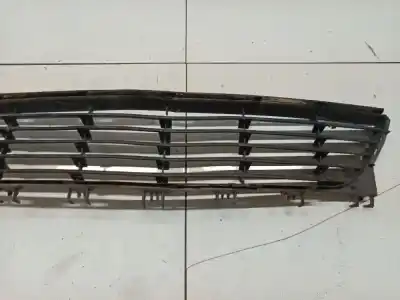 Peça sobressalente para automóvel em segunda mão grelha de pára choques central por opel combo 1.7 16v cdti referências oem iam   