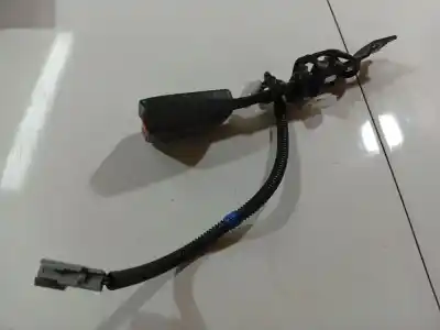 Pezzo di ricambio per auto di seconda mano pretenditore airbag anteriore sinistro per toyota auris (_e15_) 1.4 d-4d (nde150_) riferimenti oem iam 