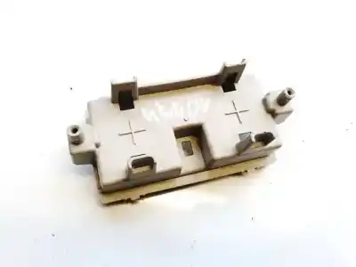 Peça sobressalente para automóvel em segunda mão plásticos por nissan leaf (ze0) electric referências oem iam 156070820