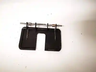 Pezzo di ricambio per auto di seconda mano plastica per audi a3 (8p1) 1.9 tdi riferimenti oem iam 8p0864331  