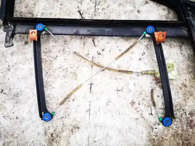 Pezzo di ricambio per auto di seconda mano alzacristalli anteriore destro per audi a3 (8p1) 1.9 tdi riferimenti oem iam 