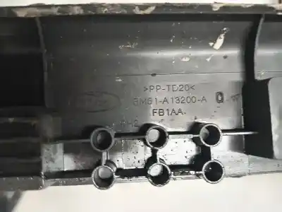 Pezzo di ricambio per auto di seconda mano plastica per ford focus iii 1.6 tdci riferimenti oem iam bm51a132000a  bm51-a132000-a