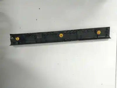 Pezzo di ricambio per auto di seconda mano plastica per ford focus iii 1.6 tdci riferimenti oem iam bm51a132000a  bm51-a132000-a