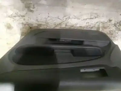 Автозапчастина б/у обработка передніх правіх дверей для ford focus ii (da_, hcp, dp) 2.0 посилання на oem iam 