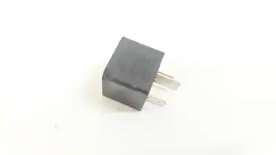 Second-hand car spare part relay for skoda roomster (5j7) 1.4 tdi oem iam references 7m0951253a
