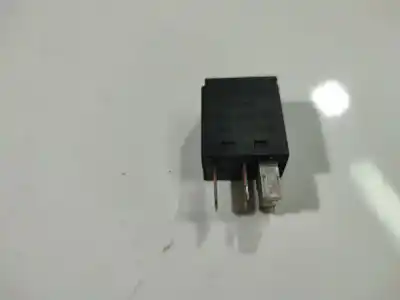 Second-hand car spare part relay for toyota ipsum (_m2_) 2.0 d (clm20_) oem iam references f57b14b192aa