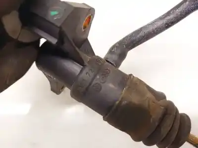 Pièce détachée automobile d'occasion cylindre récepteur d'embrayage pour audi a4 b5 (8d2) 1.9 tdi références oem iam 8e1721401  