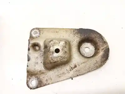 Second-hand car spare part engine support for audi a4 b5 (8d2) 1.9 tdi oem iam references 8d0399542b  