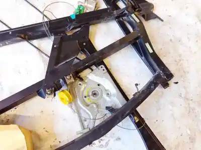 Peça sobressalente para automóvel em segunda mão ELEVADOR DE VIDROS DIANTEIRA ESQUERDA por AUDI A4 B5 (8D2)  Referências OEM IAM 8D0837397C  