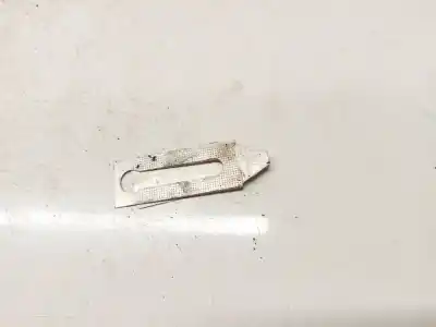 Pezzo di ricambio per auto di seconda mano plastica per audi a4 b5 (8d2) 1.9 tdi riferimenti oem iam 8d0837153  