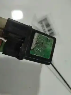 Second-hand car spare part glow plug for mazda premacy (cp) 2.0 td oem iam references   